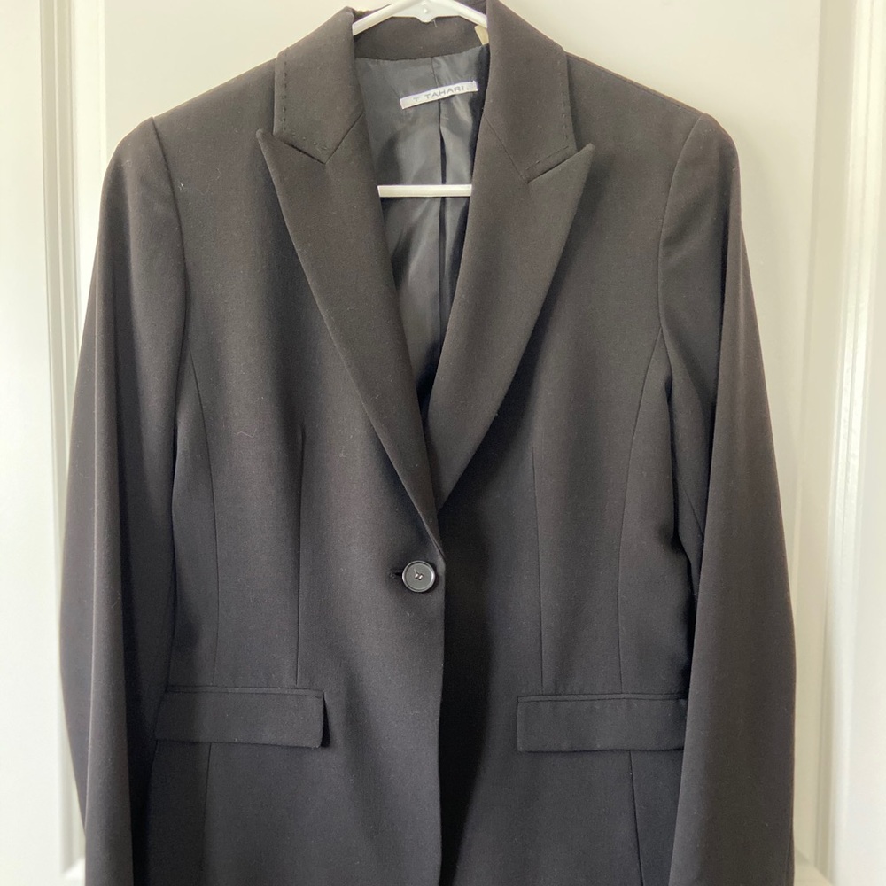 TAHARI Blazer